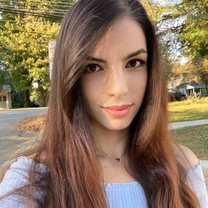 Meet your Posher, Jessica